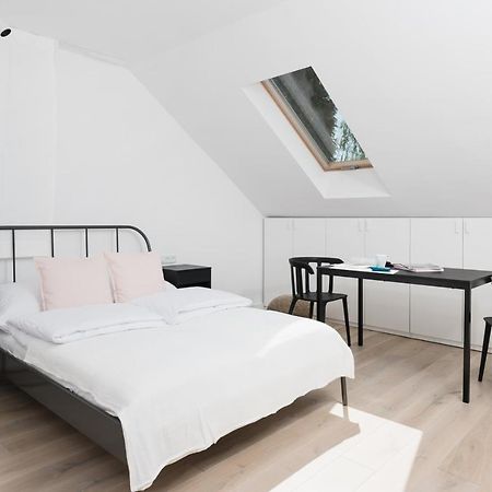 Chillax Apartments ซาตอร์ ภายนอก รูปภาพ