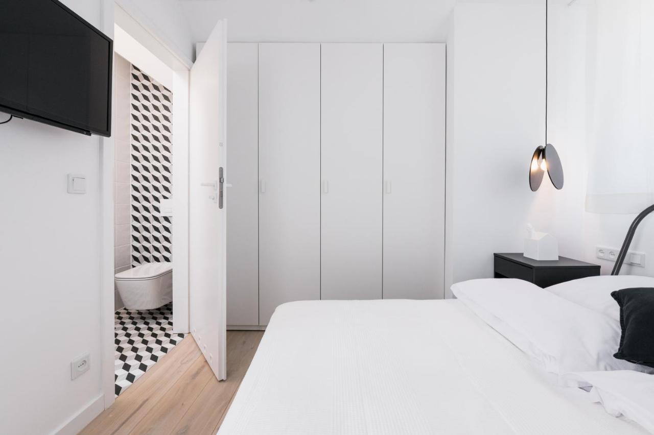 Chillax Apartments ซาตอร์ ภายนอก รูปภาพ